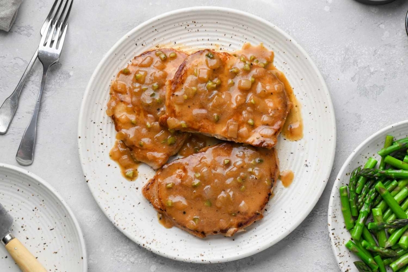 10 Keto Pork Chop Recipes